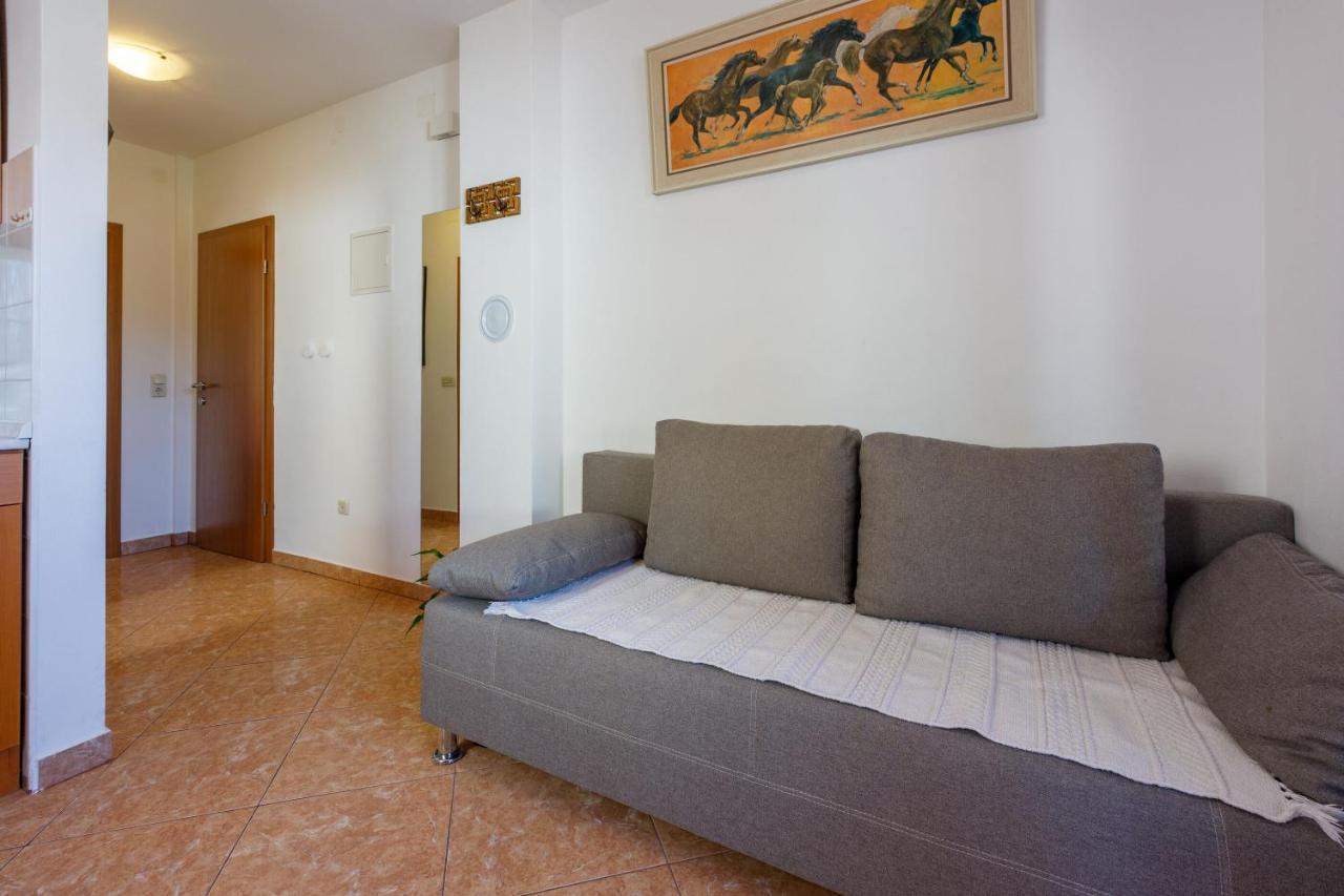 Apartments Marissimo Crikvenica Oda fotoğraf